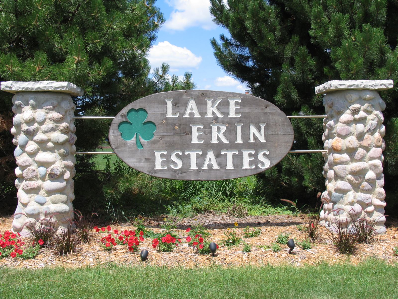 Lake Erin Estates Homes for Sale